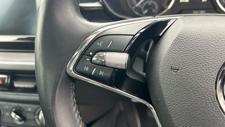 Skoda Fabia 1.0 MPI 80 SE Comfort 5dr Petrol Hatchback